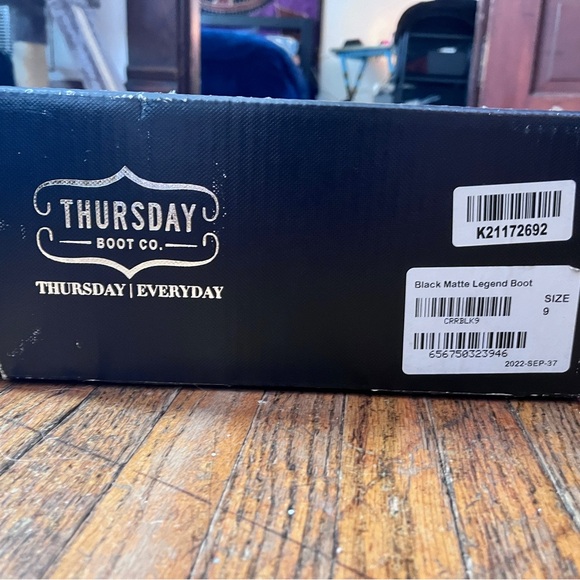 Thursday Boot Co. Chelsea Legend Leather Boots in Matte Black | Size 9 - Picture 3 of 3